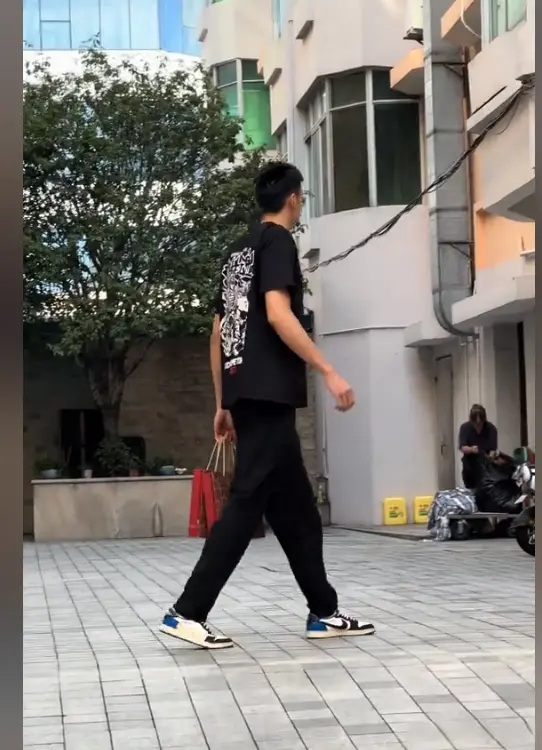 div, 运会比赛, 这不 div, 运会比赛, 这不